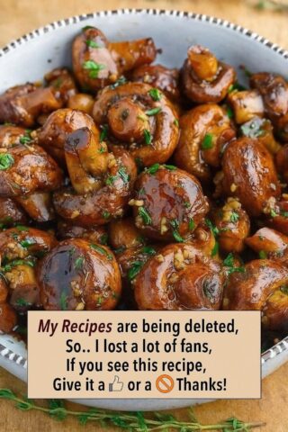 Air Fryer Garlic Butter Roasted Mushrooms