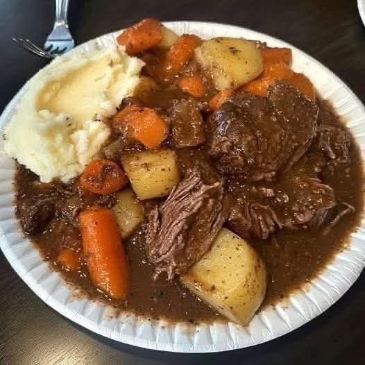 The Ultimate Guide to Cooking a Perfect Pot Roast with Potatoes and Carrots