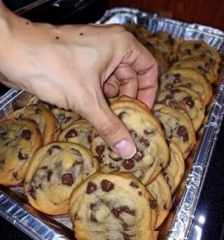 No-Bake Coconut Pecan Praline Cookies